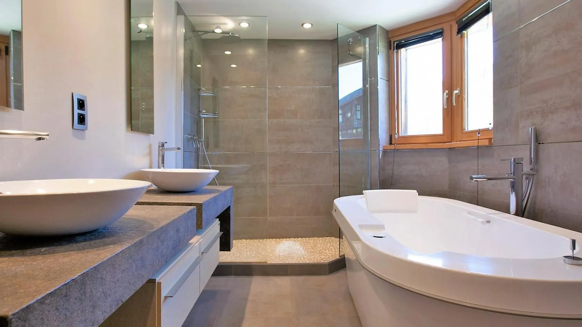 Chalet D'Exception A Avoriaz, 16 Pers, Sauna, Home Cinema, Salle De Fitness, Services Inclus - Fr-1-314-95 Morzine